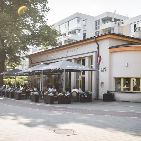 Lägenhet Parkview I